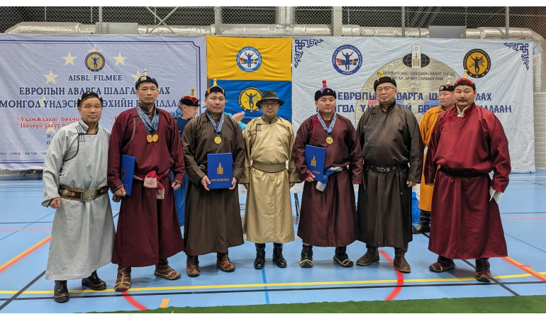 Монгол Бахархлын өдрийг тохиолдуулан Шведийн Хаант Улсад бөхийн барилдаан болов.